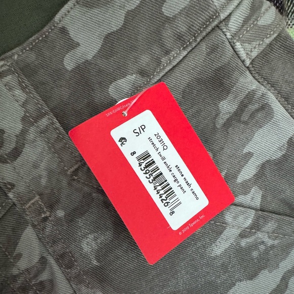 Spanx Stretch Twill Ankle Cargo Pants - Picture 8 of 9